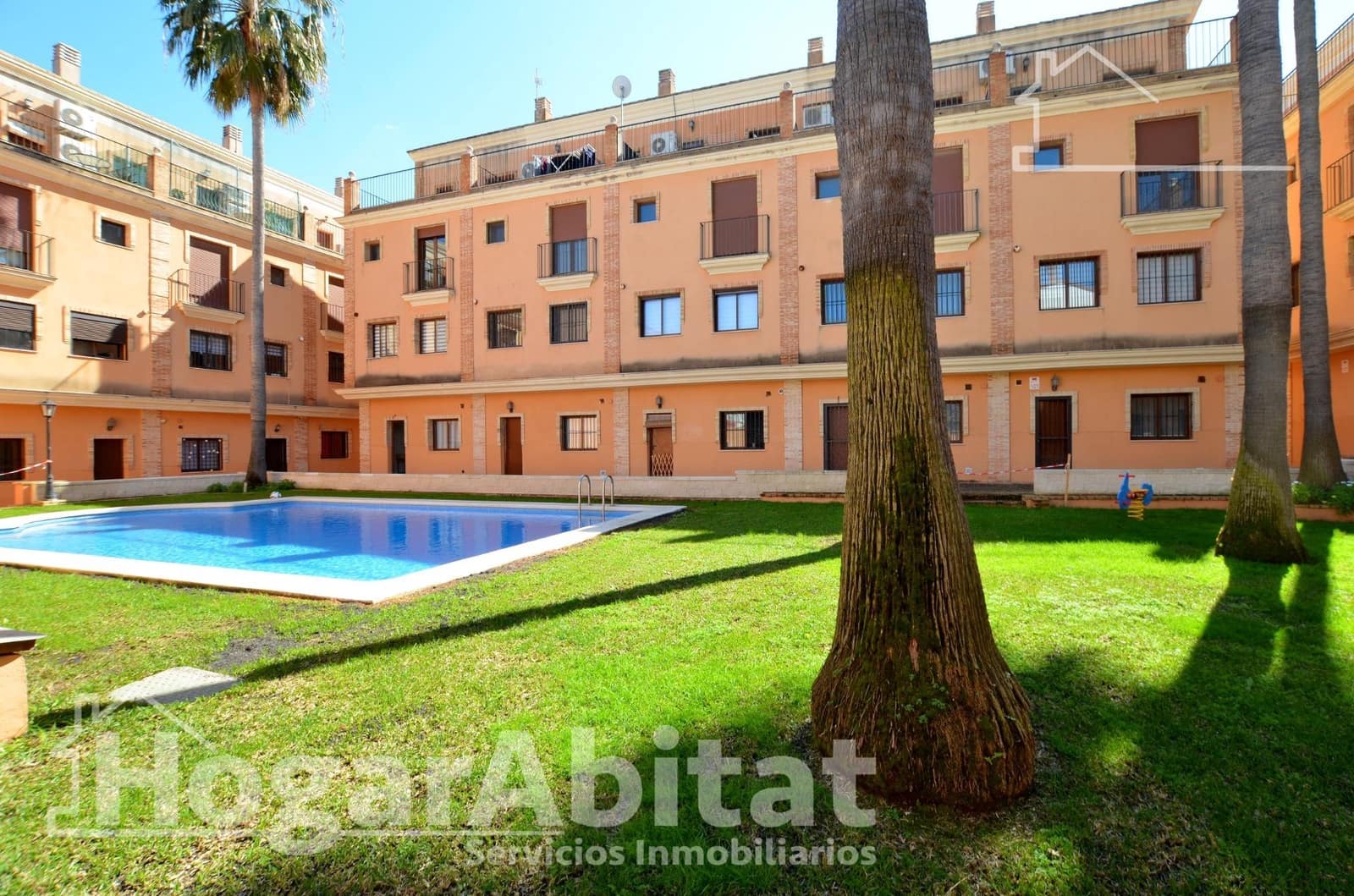 3 sypialnia Dom szeregowy na sprzedaż w Favara z basenem garażem - 220 000 € (Ref: 9679909)