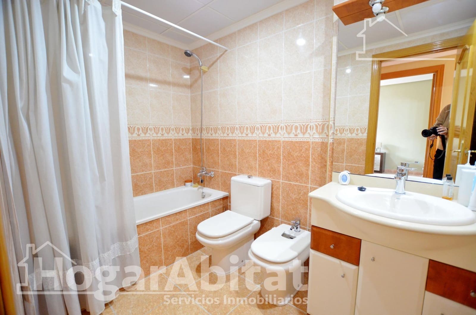 3 makuuhuone Rivitalo myytävänä paikassa Alicante kaupunki mukana uima-altaan 
autotalli - 775 000 € (Ref: 9679913)