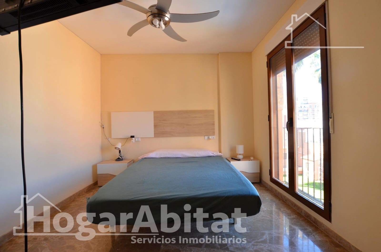 3 slaapkamer Rijtjeshuis te koop in Favara met zwembad garage - € 220.000 (Ref: 9686501)