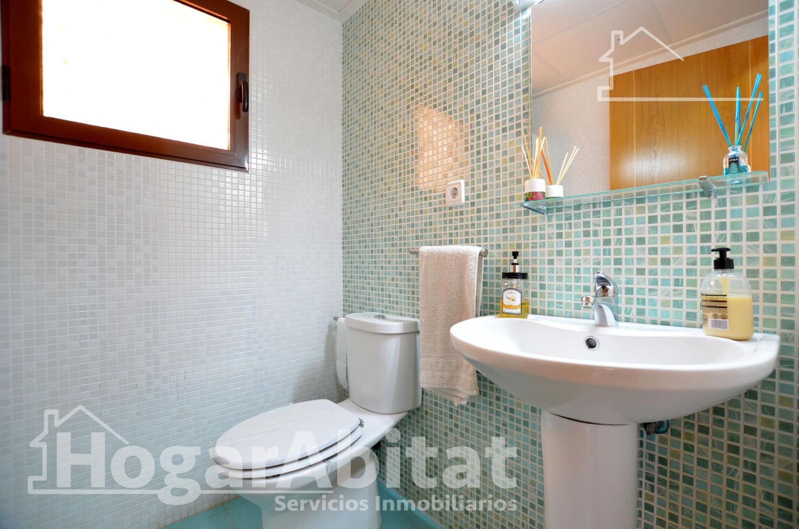 3 slaapkamer Rijtjeshuis te koop in Favara met zwembad garage - € 220.000 (Ref: 9686501)