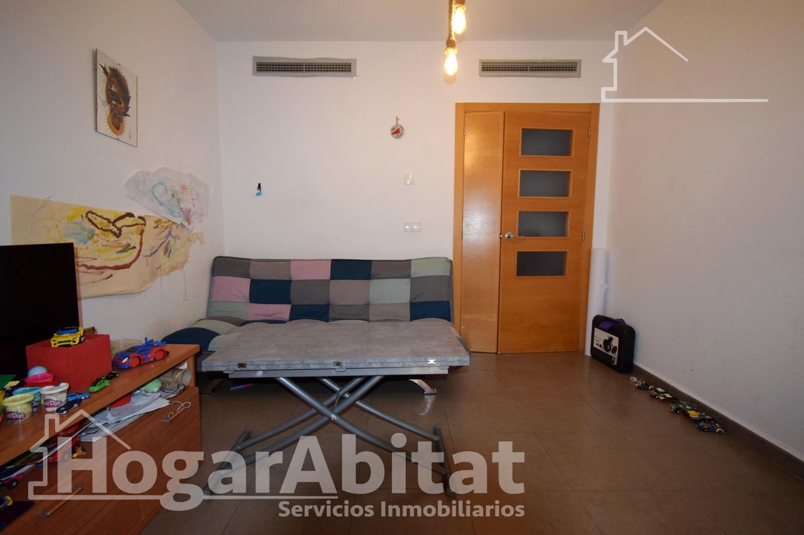 2 makuuhuone Asunto myytävänä paikassa Alginet mukana uima-altaan 
autotalli - 165 000 € (Ref: 9686508)