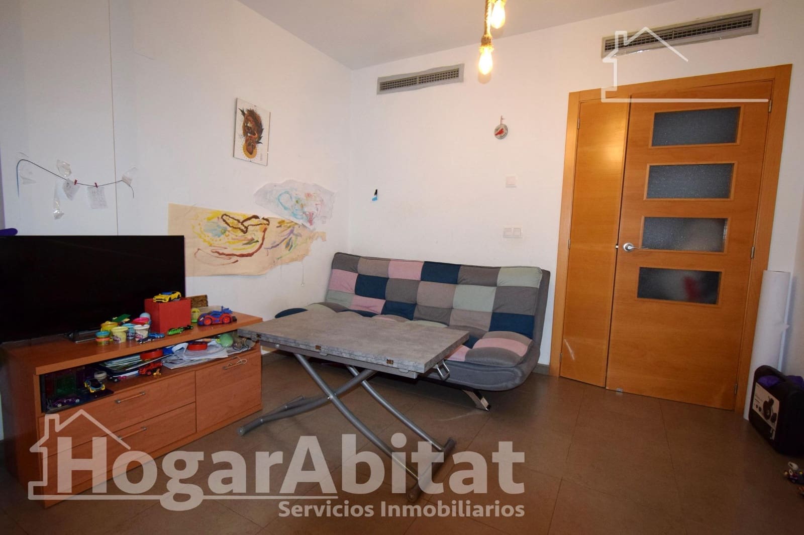 2 makuuhuone Asunto myytävänä paikassa Alginet mukana uima-altaan 
autotalli - 165 000 € (Ref: 9686508)