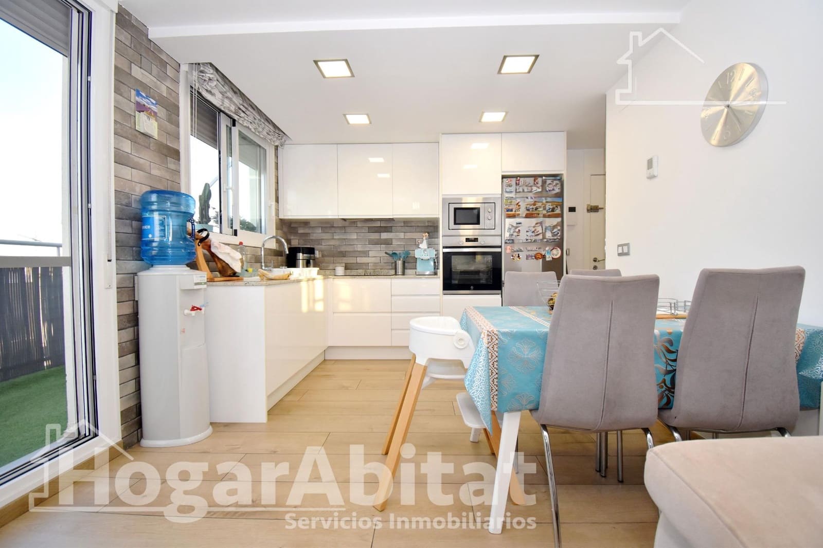 2 soveværelse Penthouse til salg i Castello de la Plana med garage - € 244.900 (Ref: 9686511)