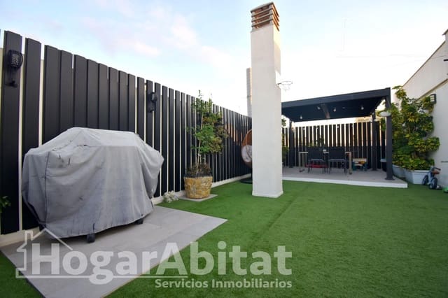 2 soveværelse Penthouse til salg i Castelló de la Plana med garage - € 244.900 (Ref: 9686511)