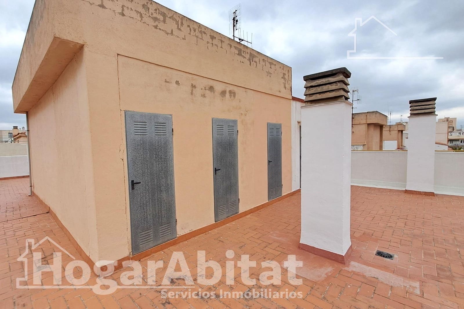 3 slaapkamer Flat te koop in Castello de la Plana met garage - € 207.000 (Ref: 9695396)