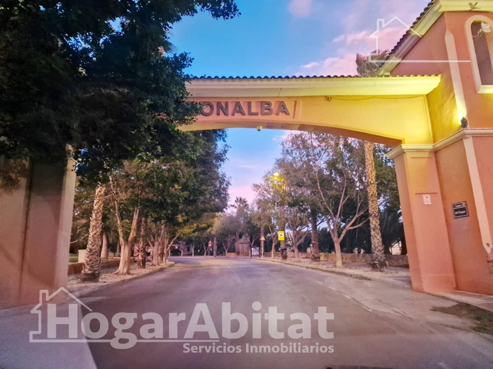 3 bedroom Flat for sale in Muchamiel / Mutxamel with pool garage - € 320,000 (Ref: 9695403)