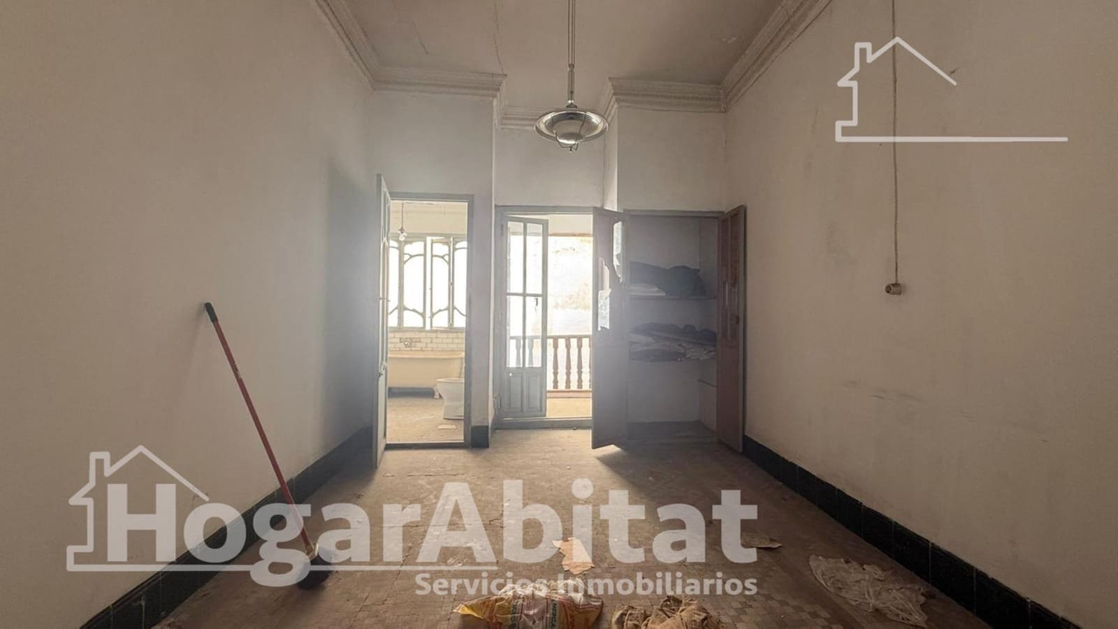 Ruína para venda em Oliva - 170 000 € (Ref: 9695412)
