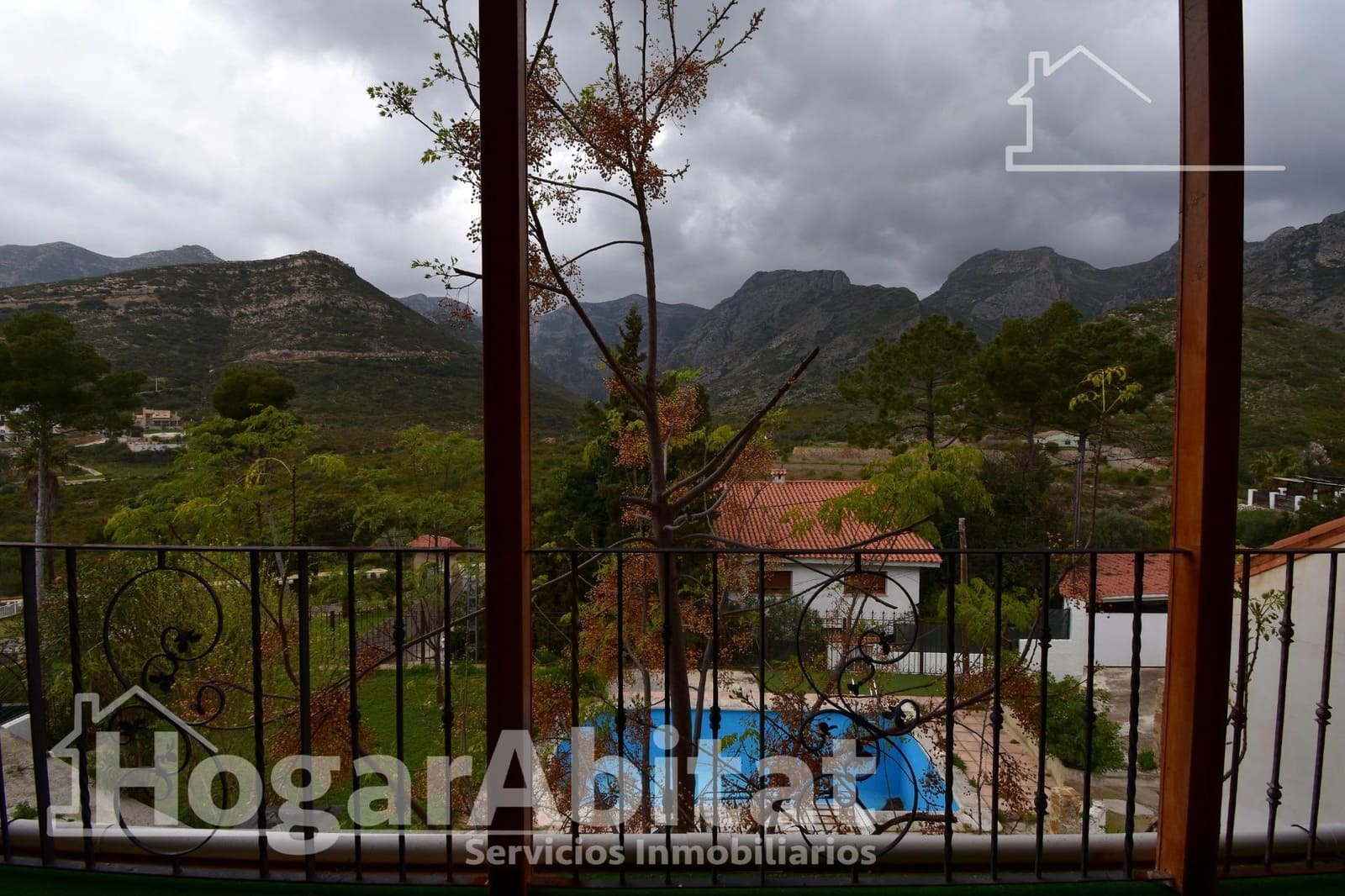 5 bedroom Villa for sale in Marchuquera with pool garage - € 360,000 (Ref: 9701677)