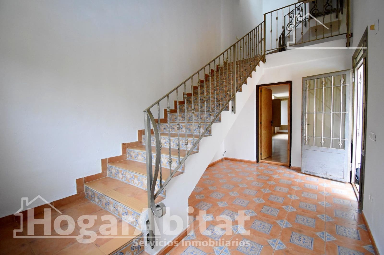 5 bedroom Villa for sale in Marchuquera with pool garage - € 360,000 (Ref: 9701677)