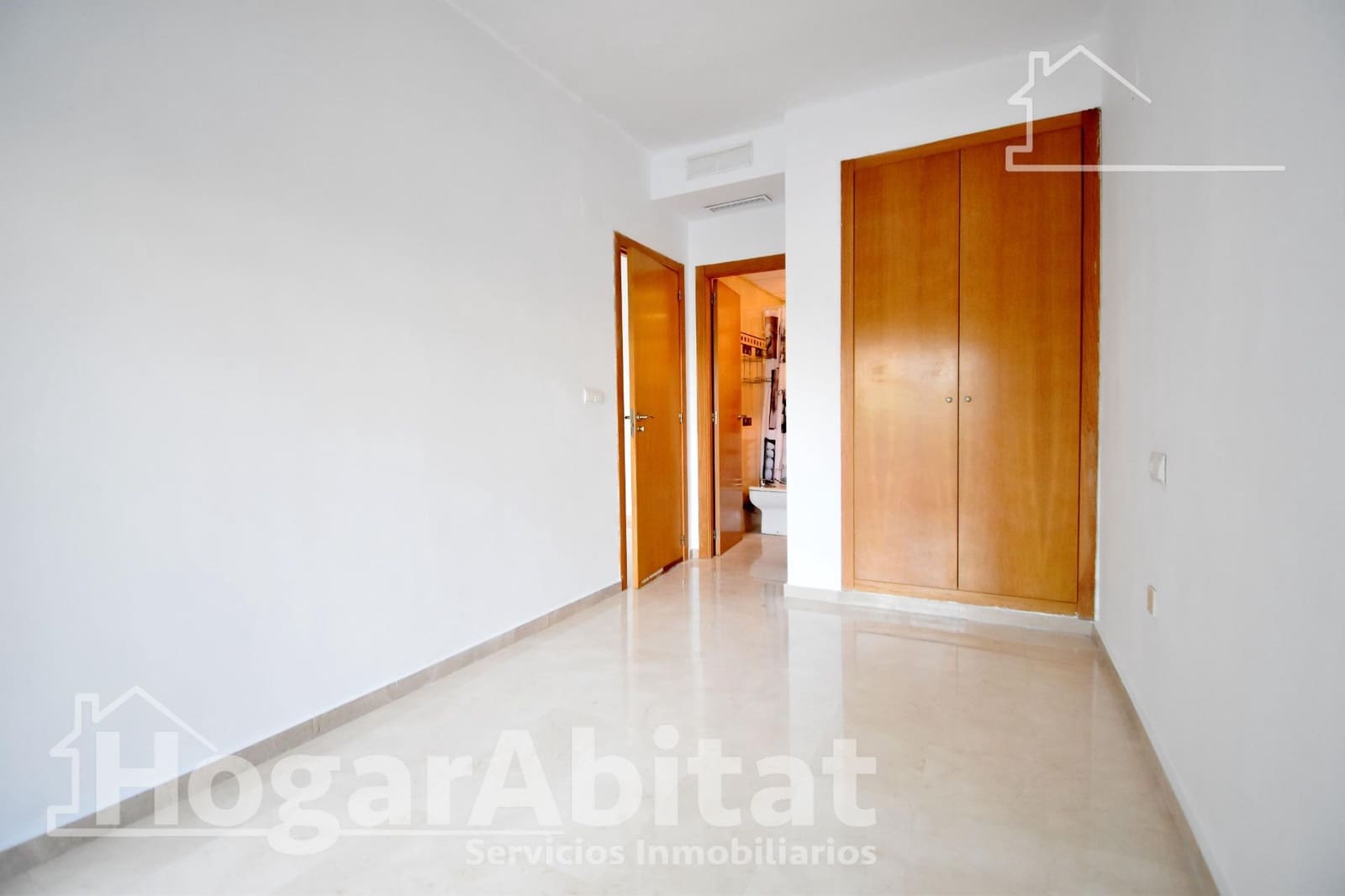 2 bedroom Flat for sale in Gandia with pool - € 220,000 (Ref: 9701687)