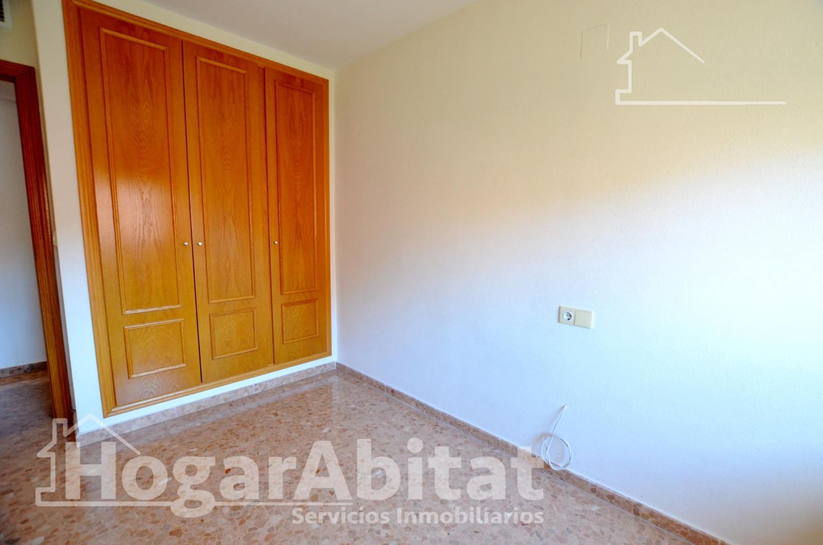 3 bedroom Flat for sale in Alicante / Alacant city with pool garage - € 365,000 (Ref: 9701691)