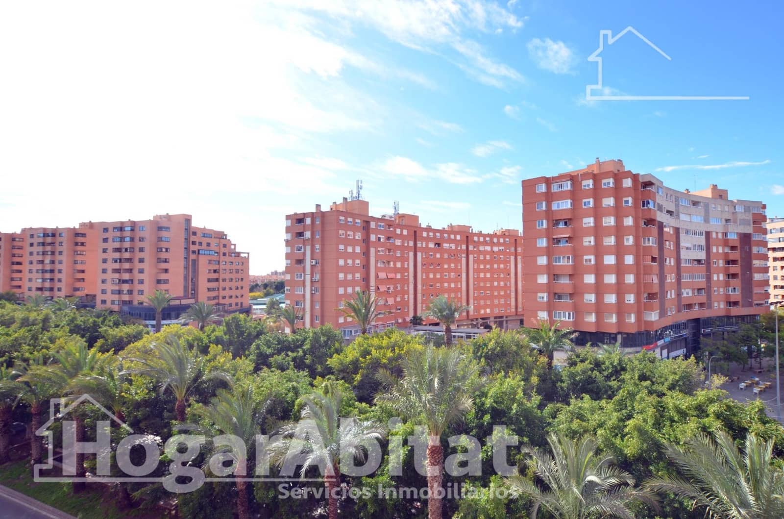 3 bedroom Flat for sale in Alicante / Alacant city with pool garage - € 365,000 (Ref: 9701691)