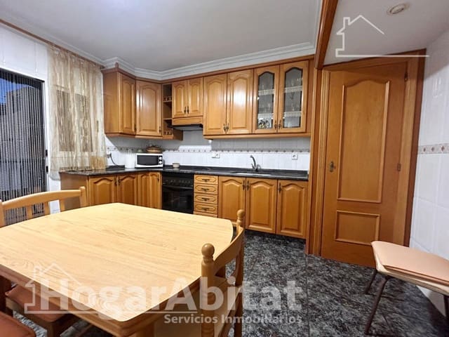 4 soveværelse Lejlighed til salg i Sagunto / Sagunt - € 199.000 (Ref: 9701695)
