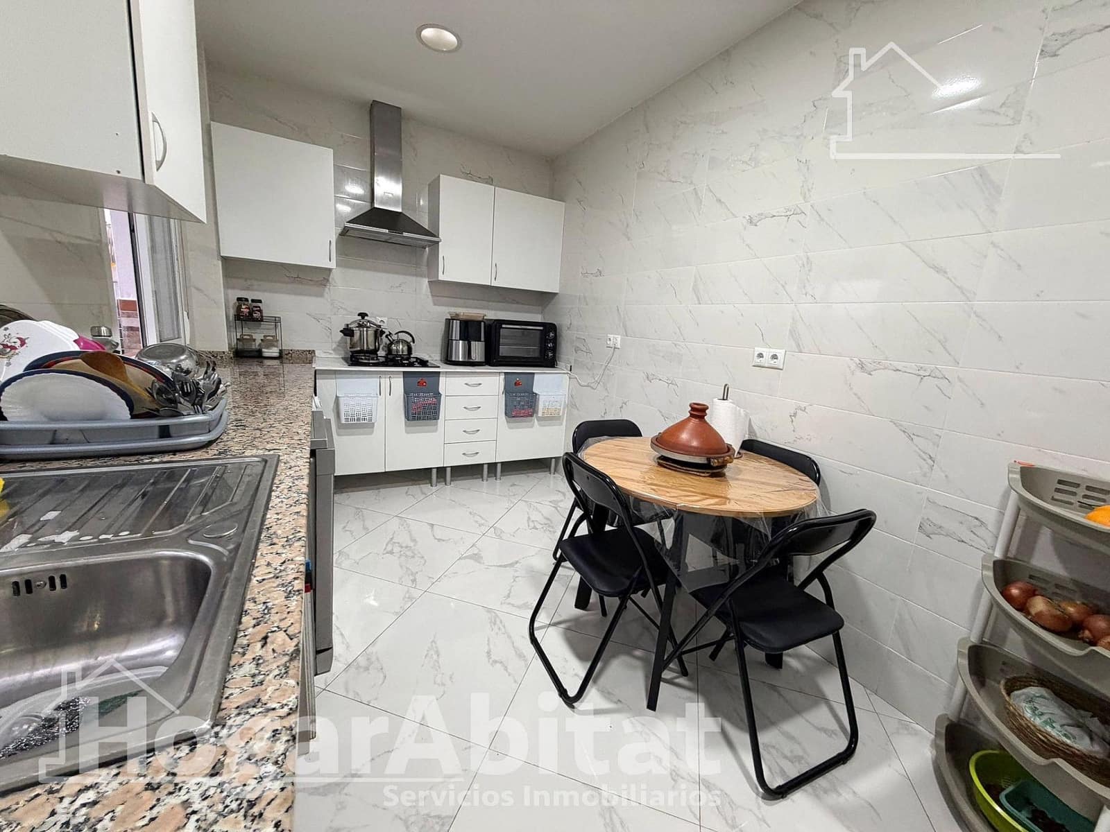 3 bedroom Flat for sale in Sagunto / Sagunt - € 180,000 (Ref: 9701697)