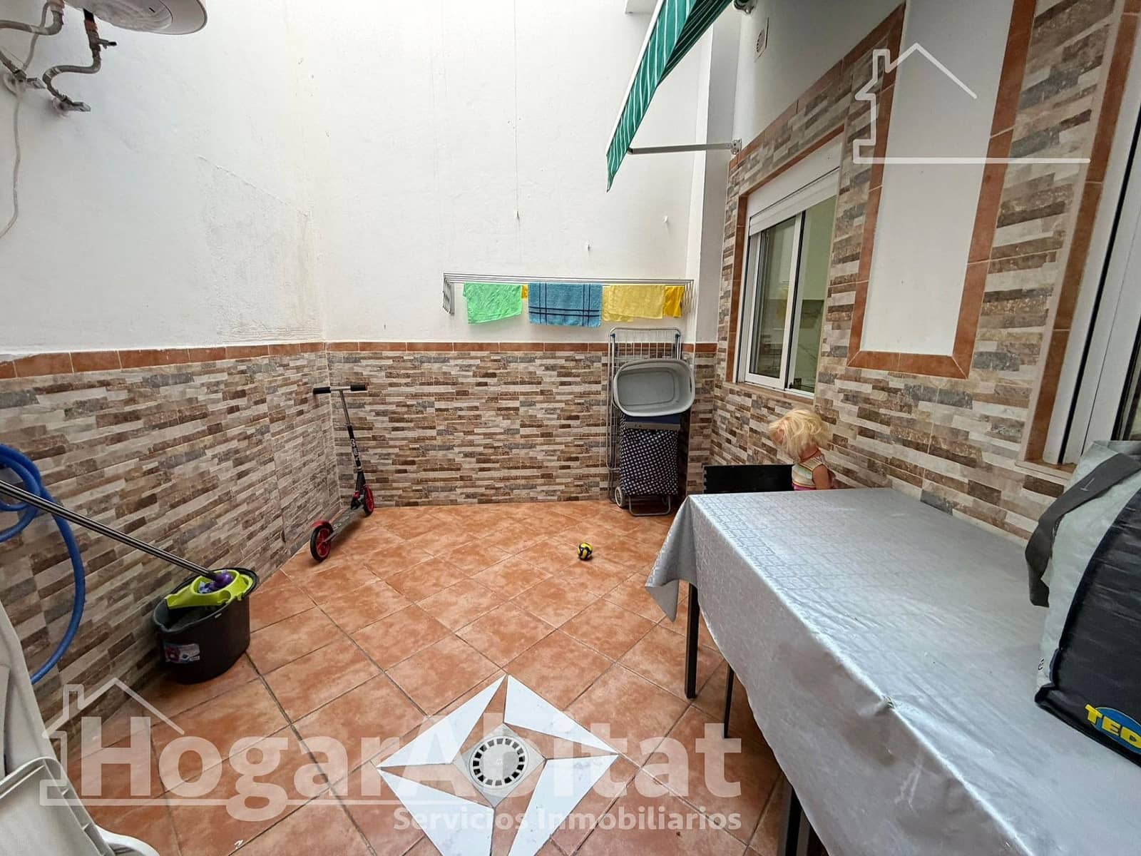 3 bedroom Flat for sale in Sagunto / Sagunt - € 180,000 (Ref: 9701697)