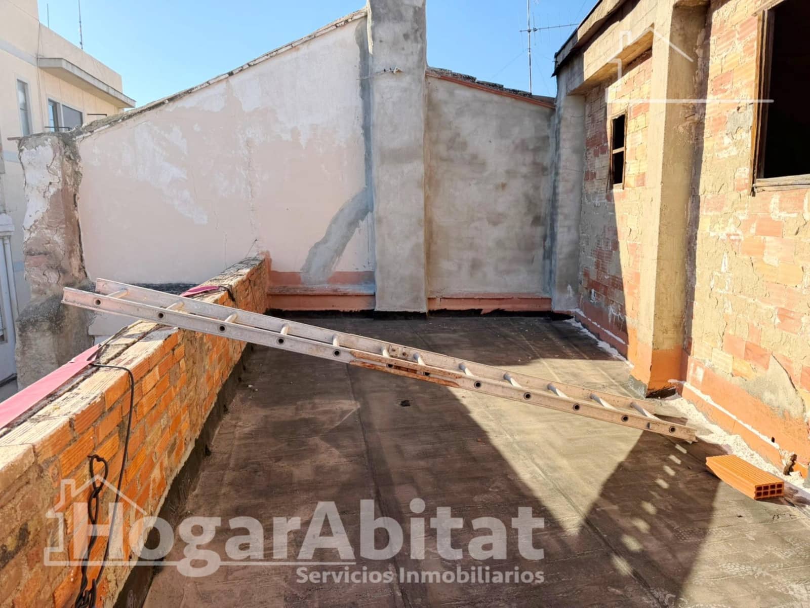 3 bedroom Townhouse for sale in Sagunto / Sagunt - € 199,500 (Ref: 9701700)