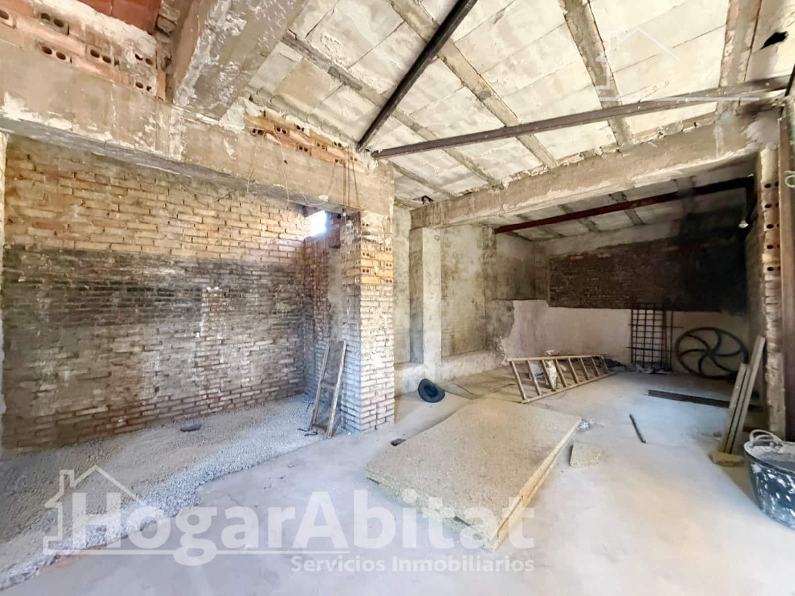 3 bedroom Townhouse for sale in Sagunto / Sagunt - € 199,500 (Ref: 9701700)