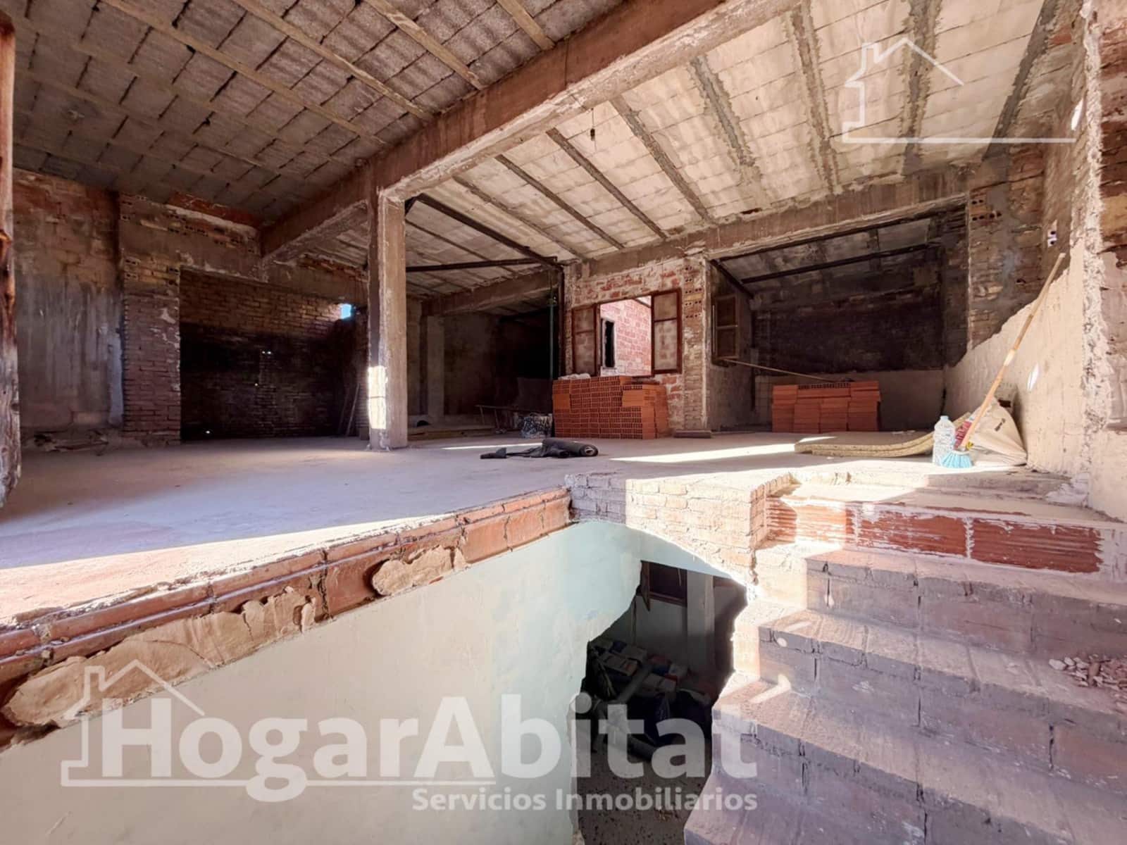 3 bedroom Townhouse for sale in Sagunto / Sagunt - € 199,500 (Ref: 9701700)