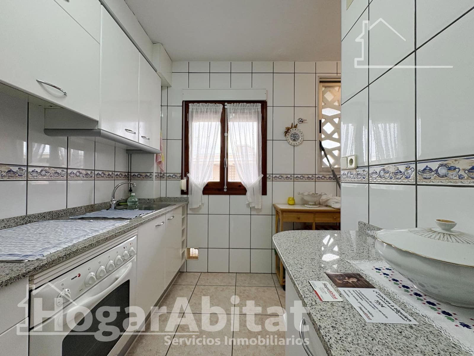 3 slaapkamer Flat te koop in Tavernes de la Valldigna met garage - € 123.000 (Ref: 9712010)