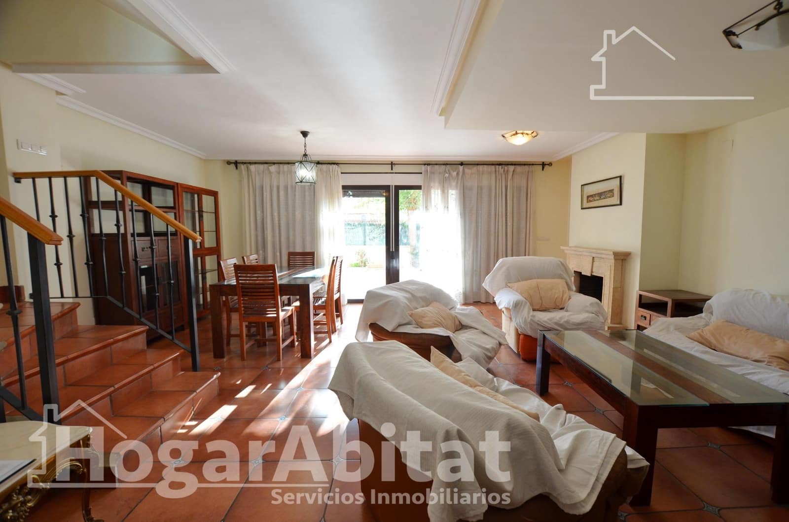 5 slaapkamer Rijtjeshuis te koop in San Juan de Alicante / Sant Joan d'Alacant met zwembad garage - € 470.000 (Ref: 9712020)