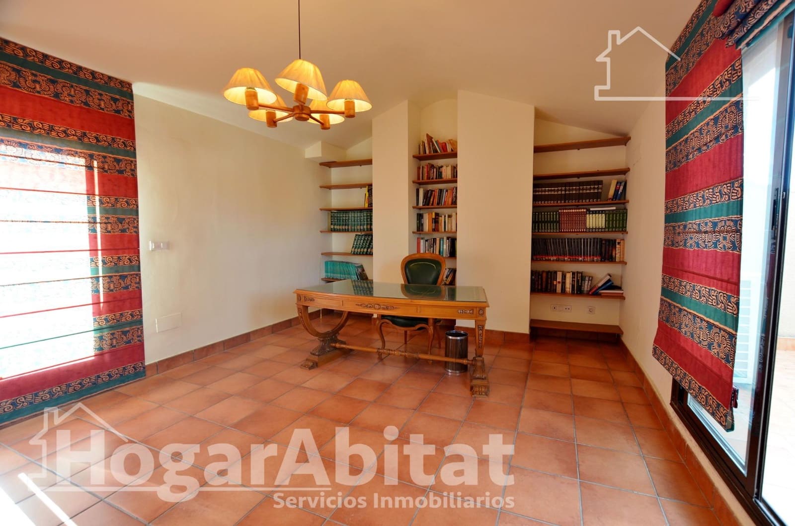 5 slaapkamer Rijtjeshuis te koop in San Juan de Alicante / Sant Joan d'Alacant met zwembad garage - € 470.000 (Ref: 9712020)