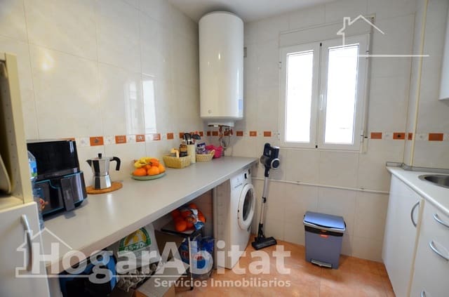 3 makuuhuone Asunto myytävänä paikassa Alicante kaupunki - 130 000 € (Ref: 9712028)