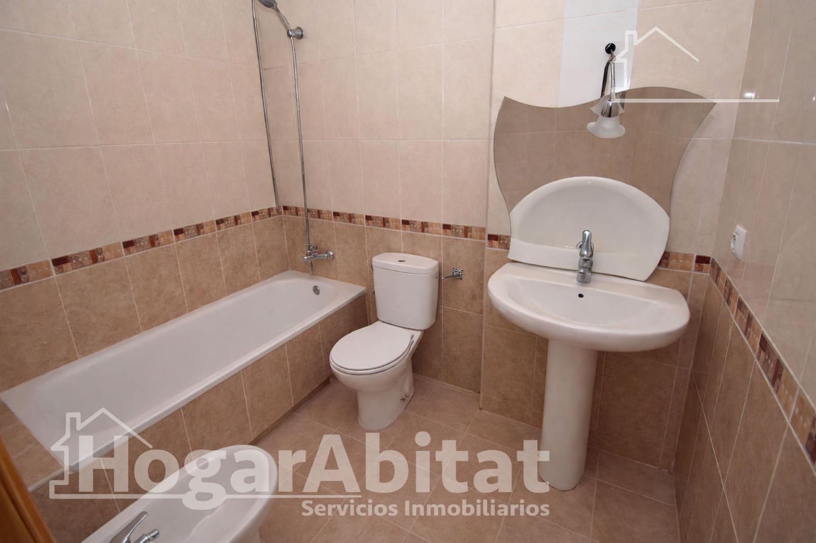 3 sovrum Lägenhet till salu i Algemesi med garage - 99 000 € (Ref: 9712030)