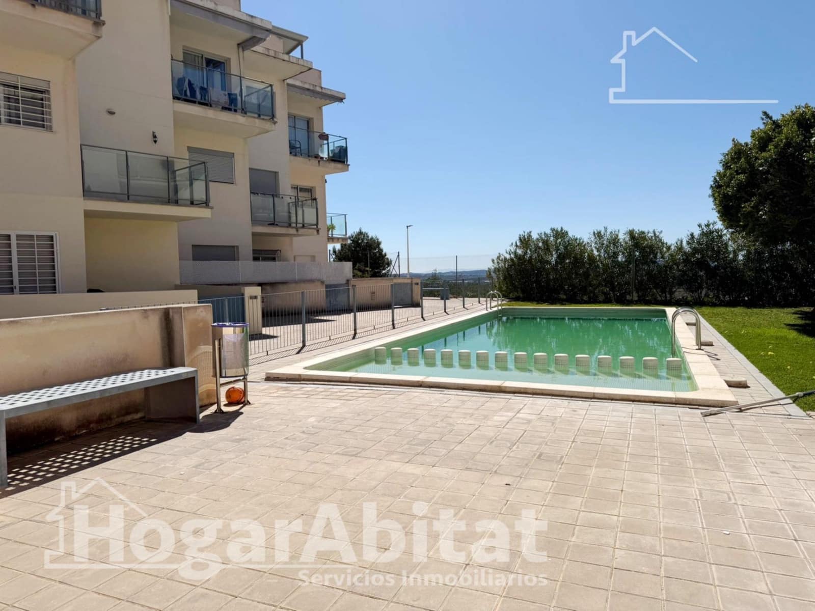 2 bedroom Flat for sale in Lliria with pool garage - € 240,000 (Ref: 9712031)