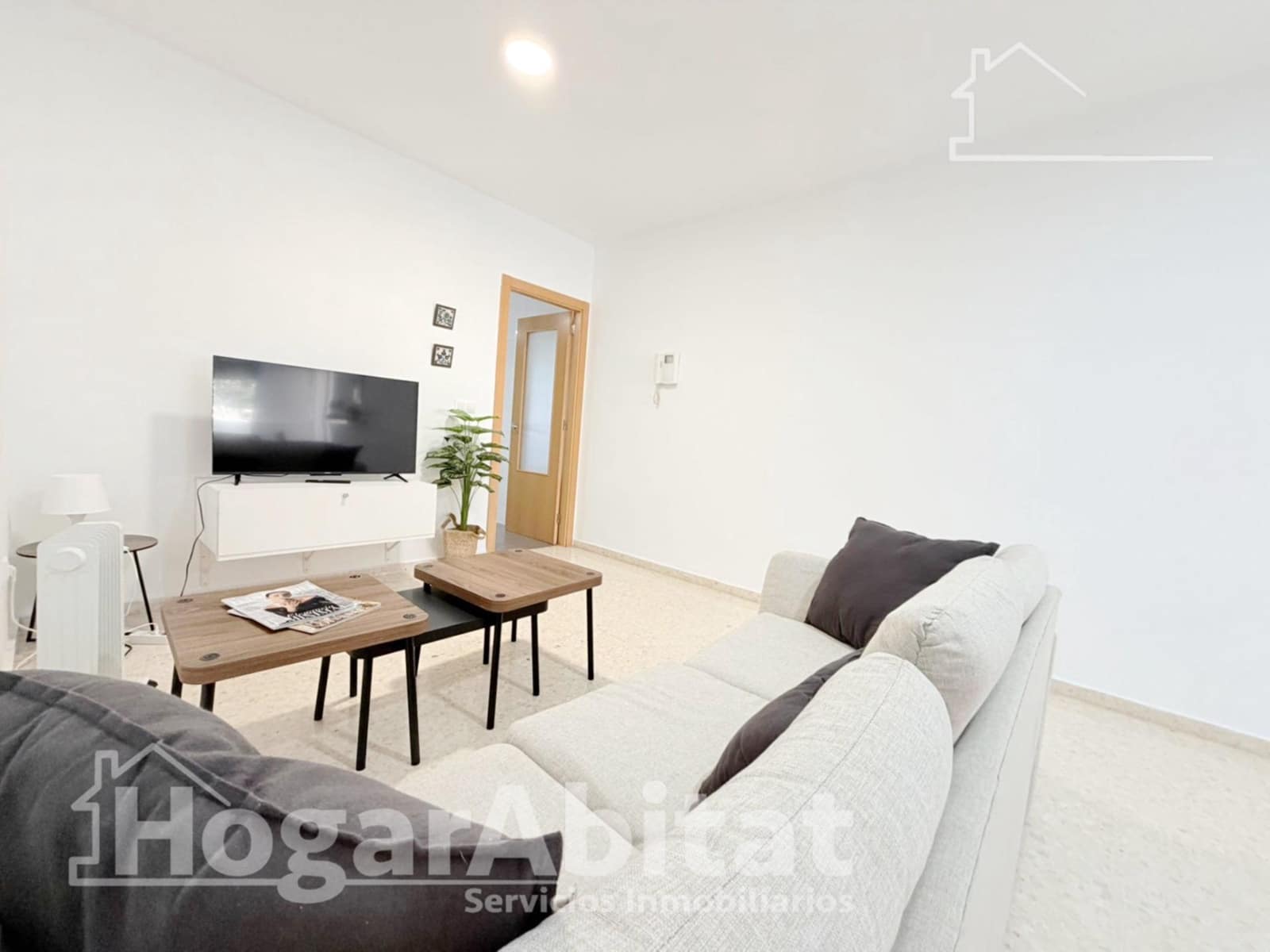 2 bedroom Flat for sale in Lliria with pool garage - € 240,000 (Ref: 9712031)