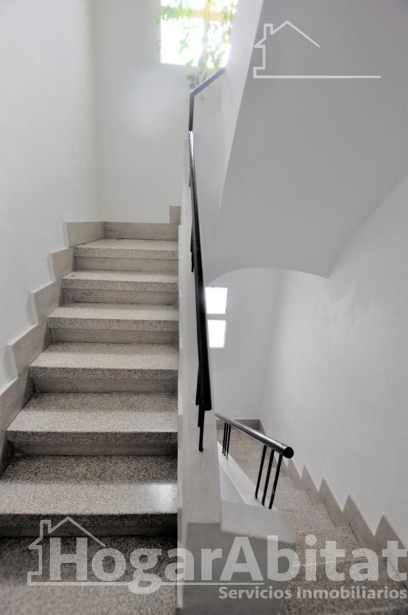 3 quarto Apartamento para venda em Paterna - 95 000 € (Ref: 9712033)