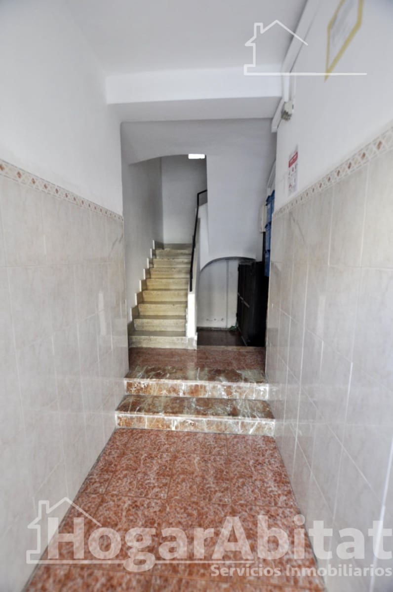 3 quarto Apartamento para venda em Paterna - 95 000 € (Ref: 9712033)