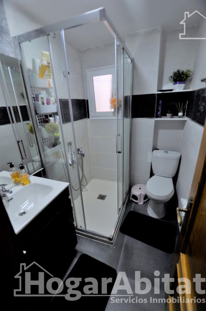 3 chambre Appartement à vendre à Aldaia - 165 000 € (Ref: 9712035)