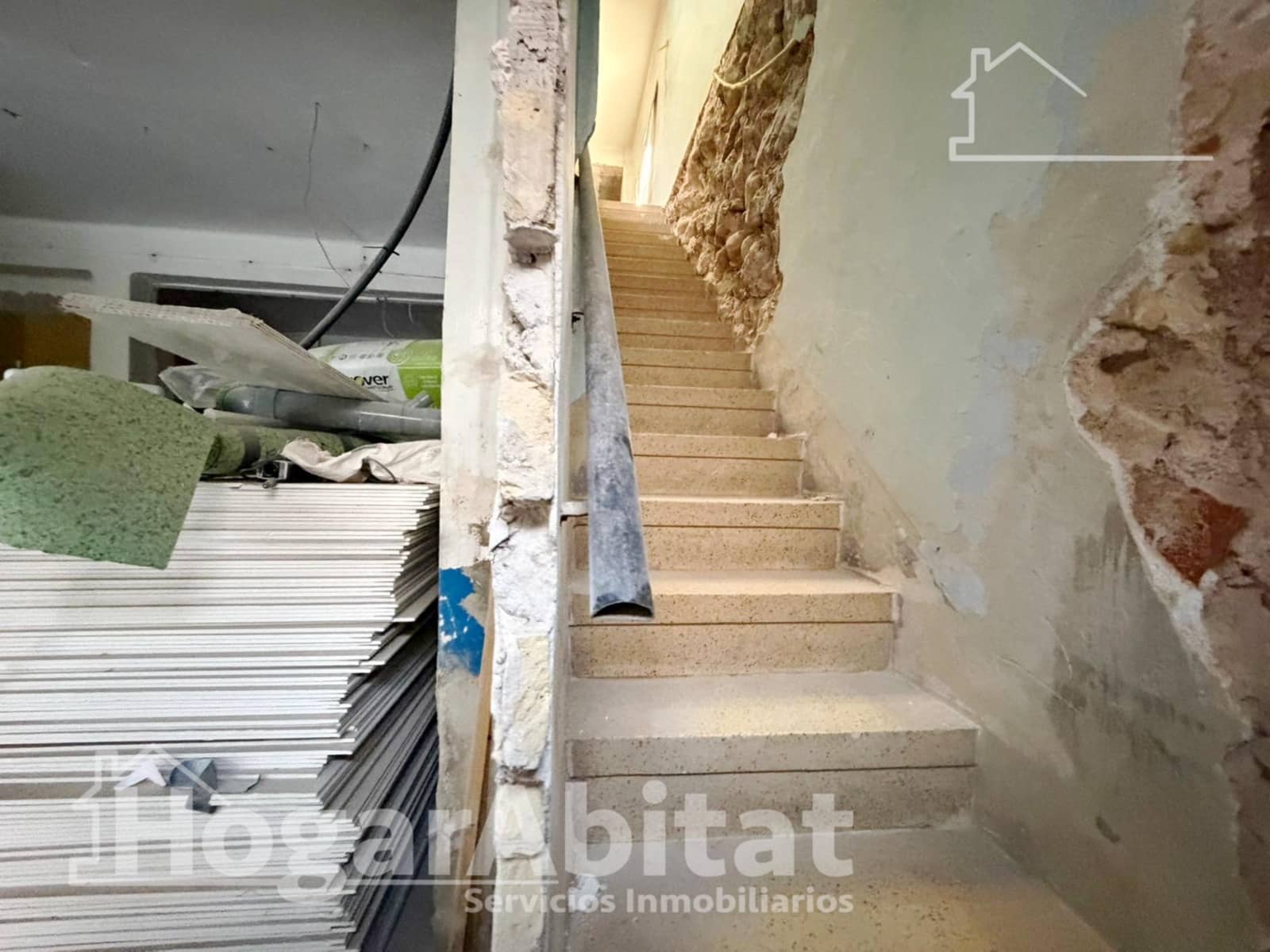 3 bedroom Townhouse for sale in Sagunto / Sagunt - € 199,500 (Ref: 9712038)