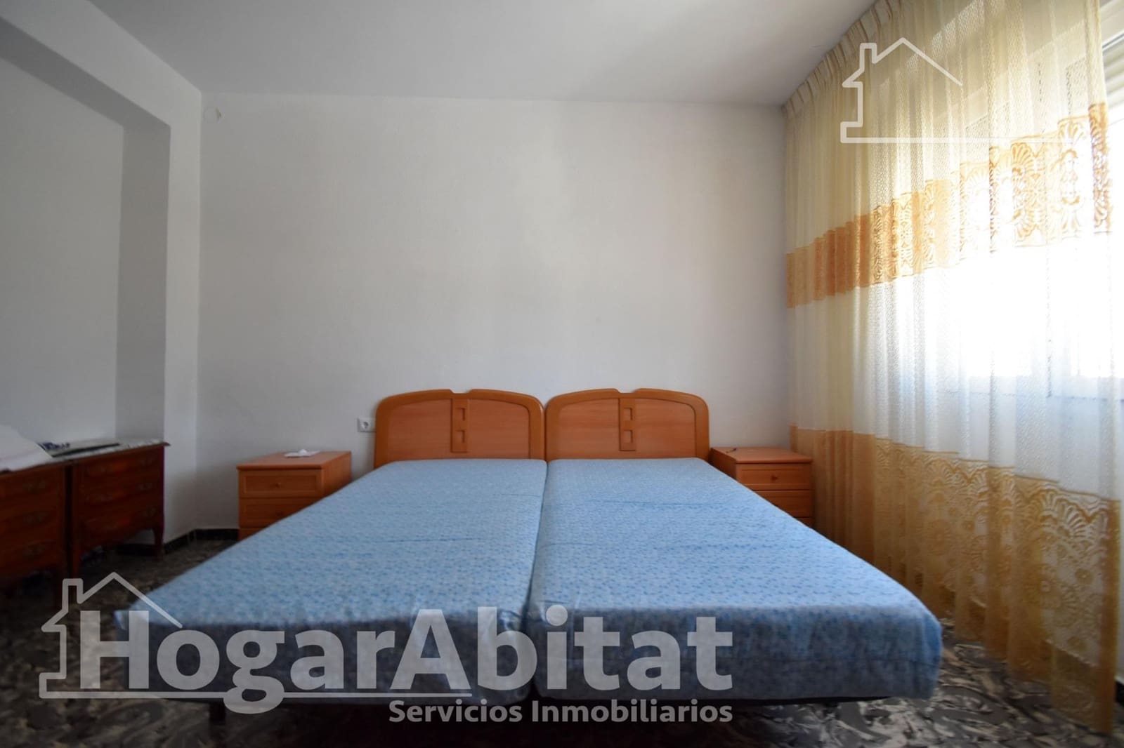 4 bedroom Penthouse for sale in Oliva - € 106,000 (Ref: 9714972)