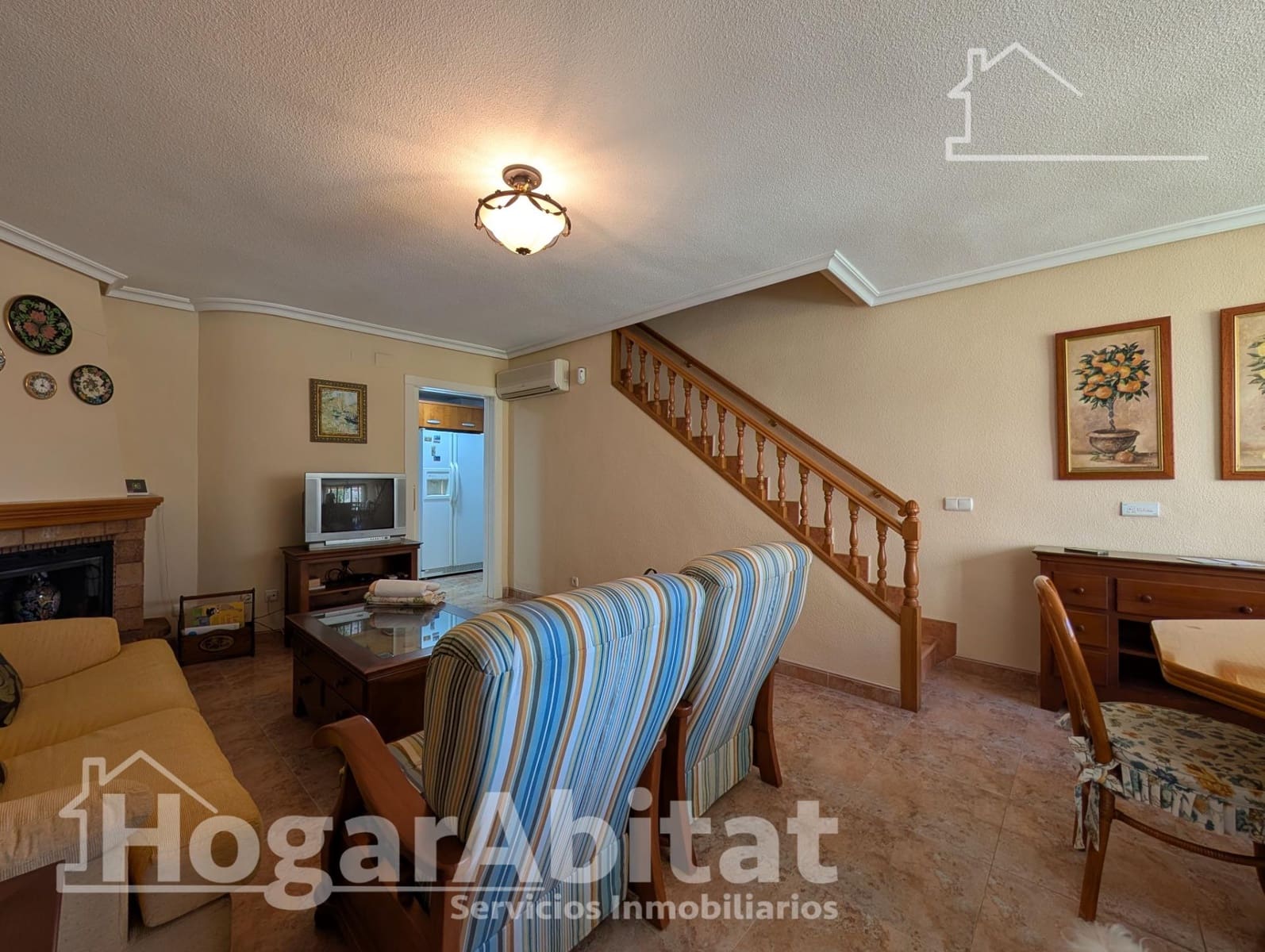 3 slaapkamer Rijtjeshuis te koop in Santa Pola met zwembad - € 380.000 (Ref: 9714981)