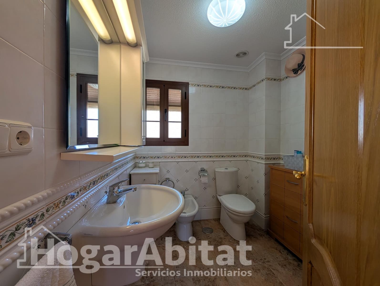 3 slaapkamer Rijtjeshuis te koop in Santa Pola met zwembad - € 380.000 (Ref: 9714981)