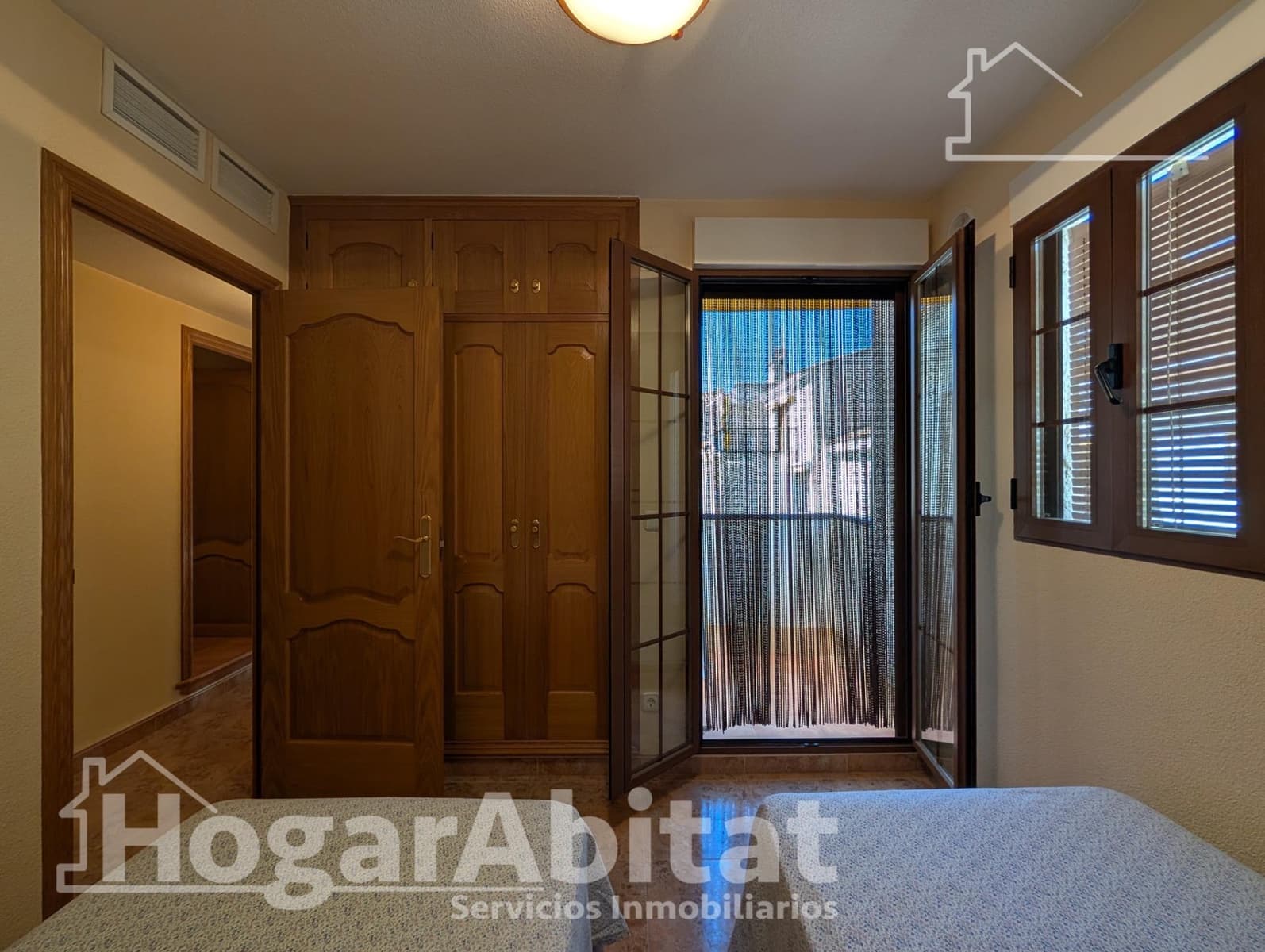 3 slaapkamer Rijtjeshuis te koop in Santa Pola met zwembad - € 380.000 (Ref: 9714981)