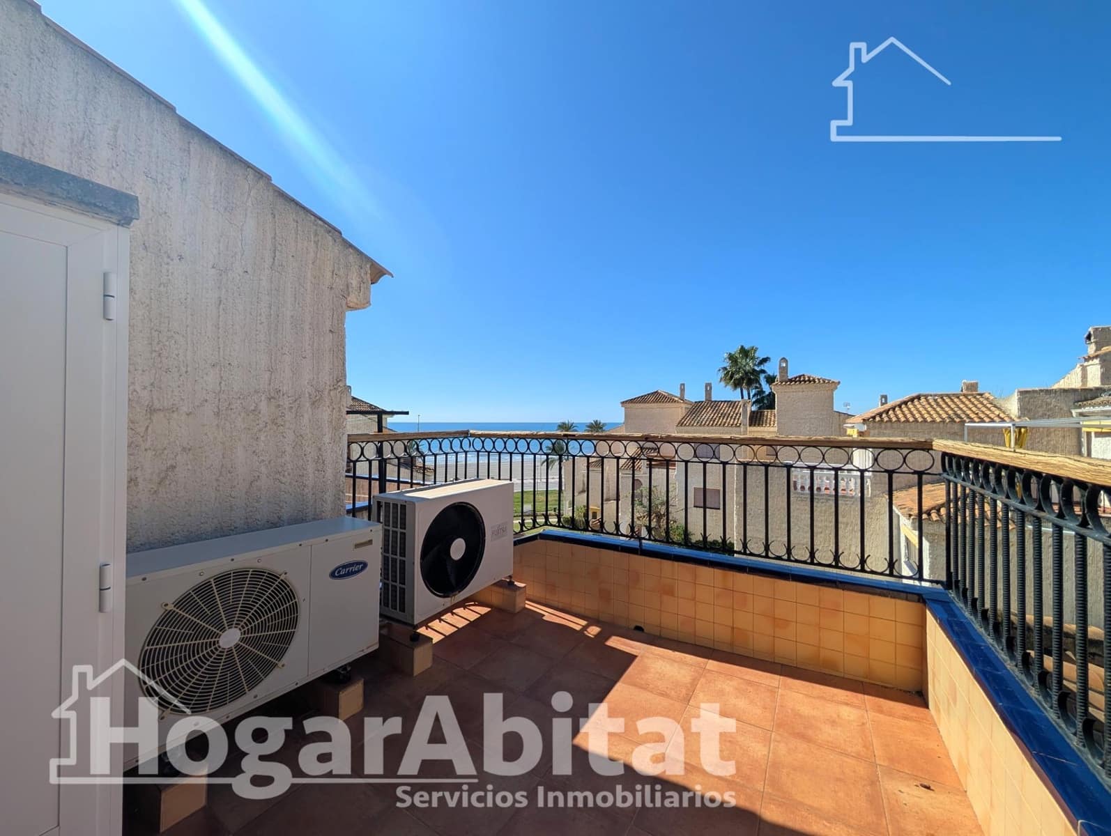 3 slaapkamer Rijtjeshuis te koop in Santa Pola met zwembad - € 380.000 (Ref: 9714981)