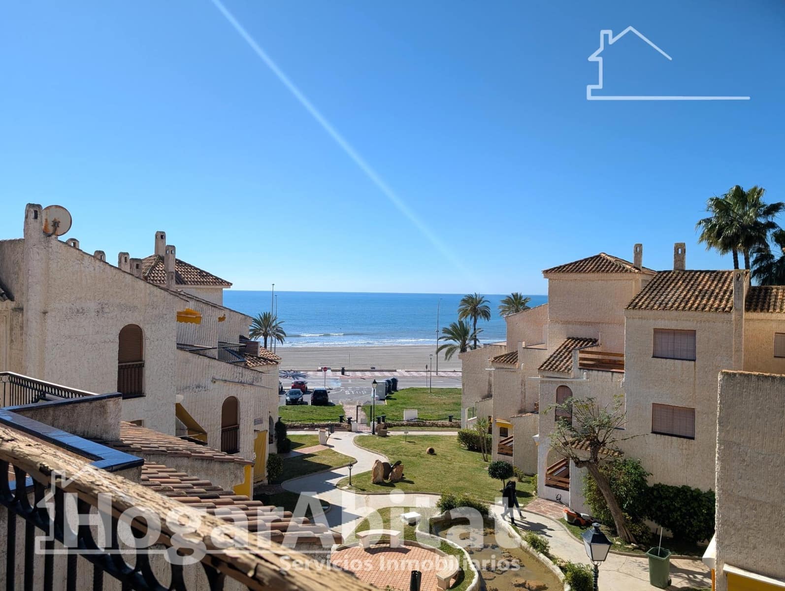 3 slaapkamer Rijtjeshuis te koop in Santa Pola met zwembad - € 380.000 (Ref: 9714981)