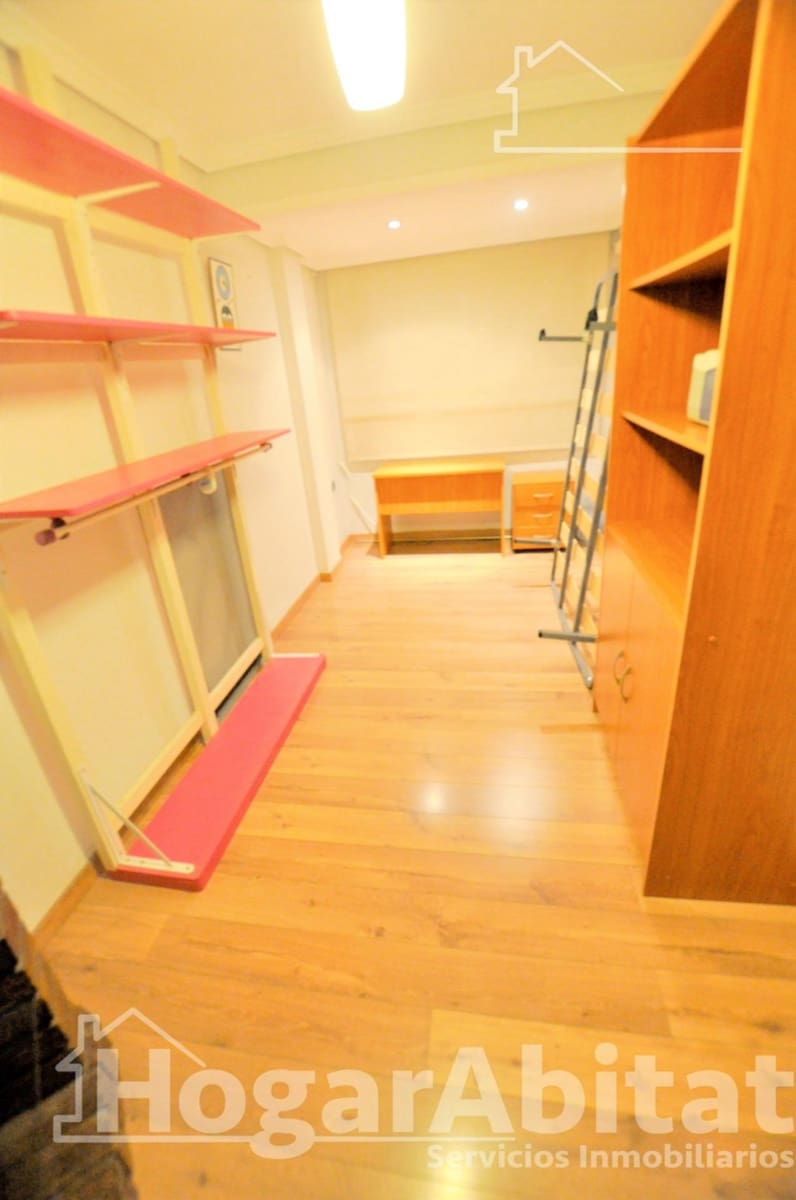 4 Zimmer Wohnung zu verkaufen in Xirivella mit Garage - 265.000 € (Ref: 9714982)