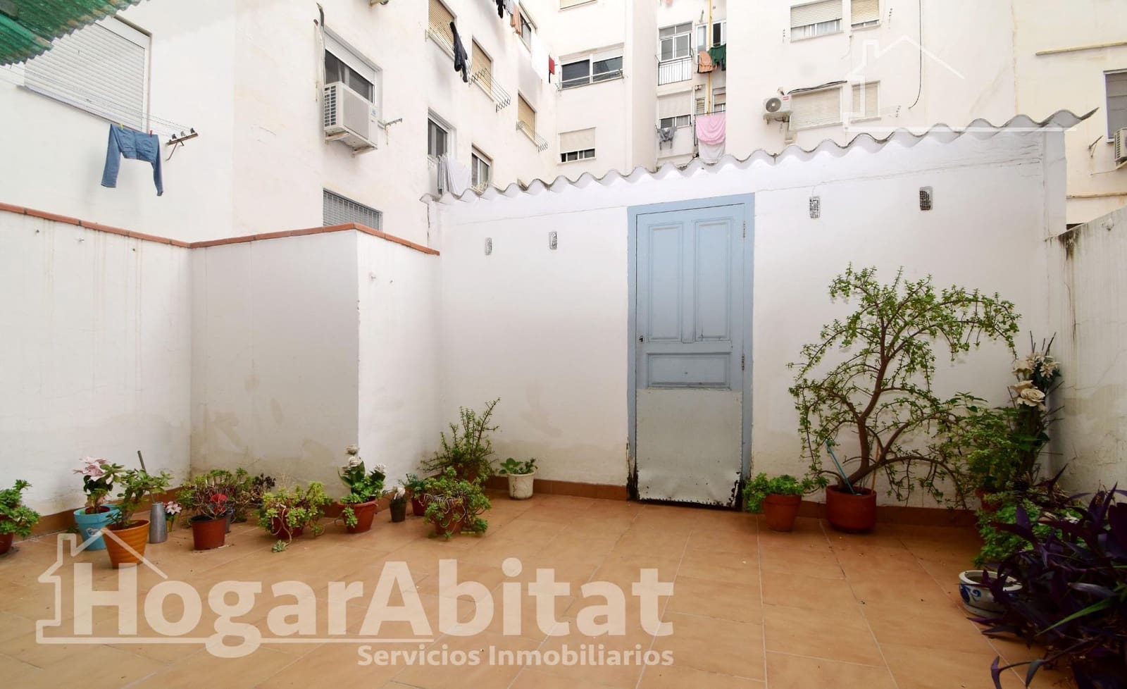 Piso de 4 habitaciones en València ciudad en venta - 345.000 € (Ref: 9720011)