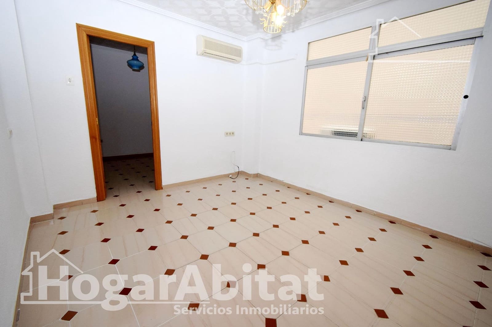 4 bedroom Flat for sale in Valencia city - € 262,999 (Ref: 9721751)