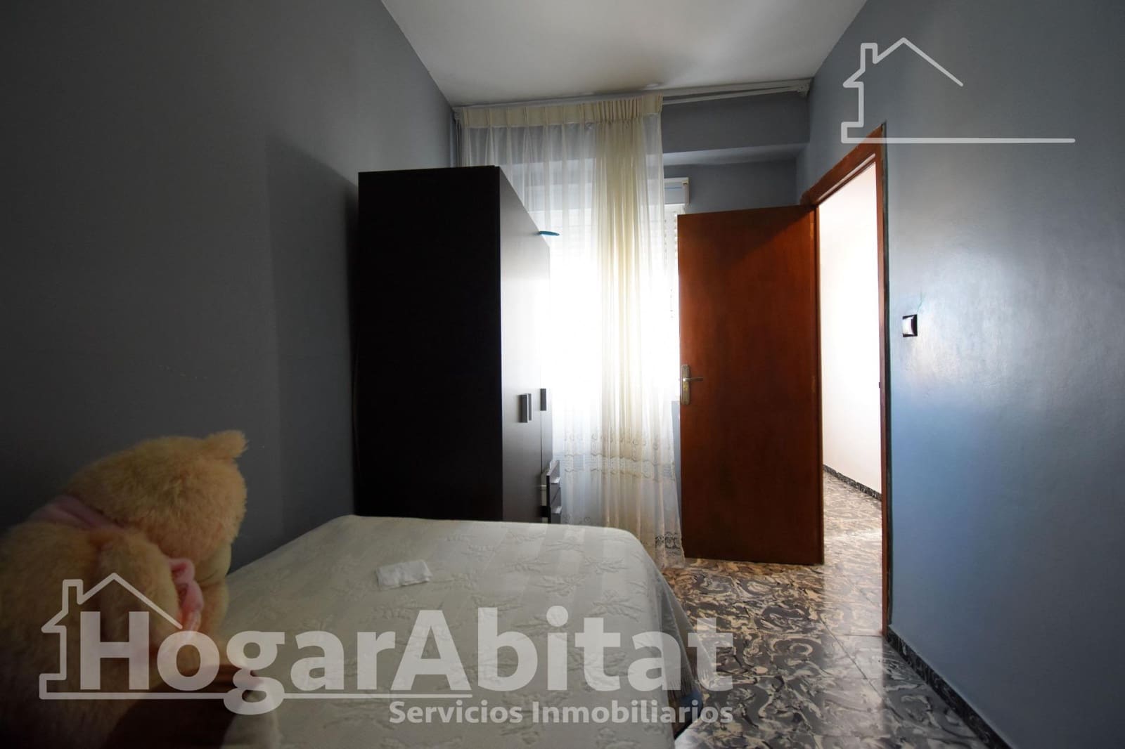 4 bedroom Penthouse for sale in Oliva - € 106,000 (Ref: 9721753)