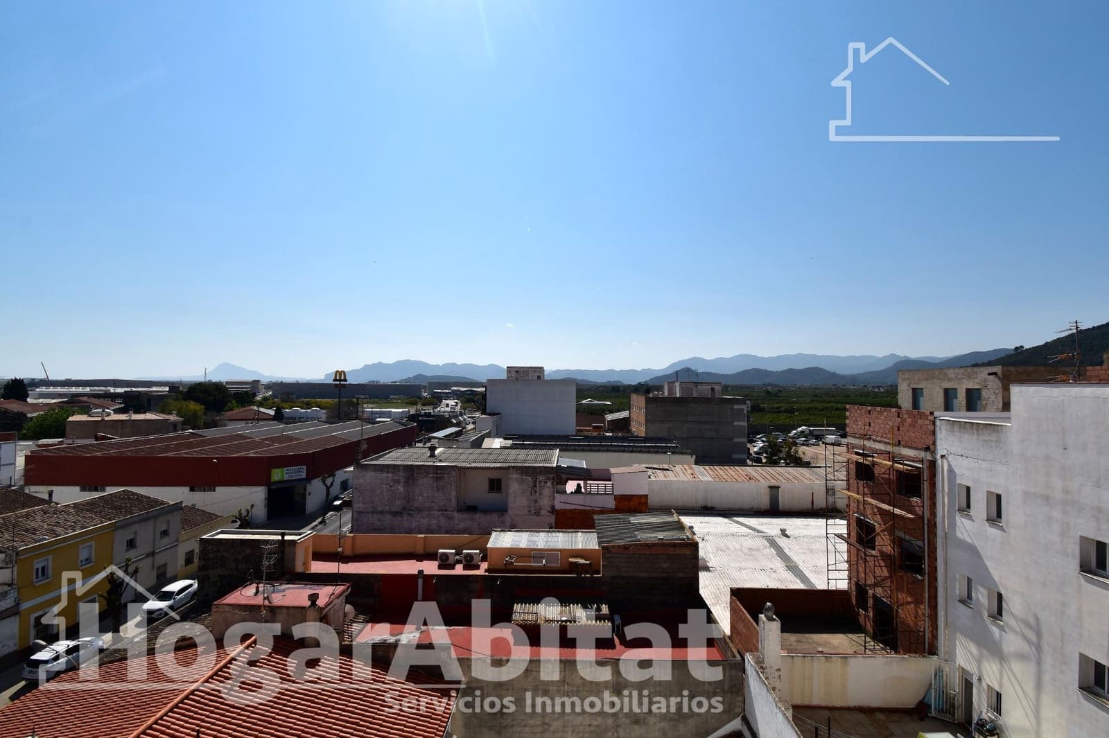 4 bedroom Penthouse for sale in Oliva - € 106,000 (Ref: 9721753)