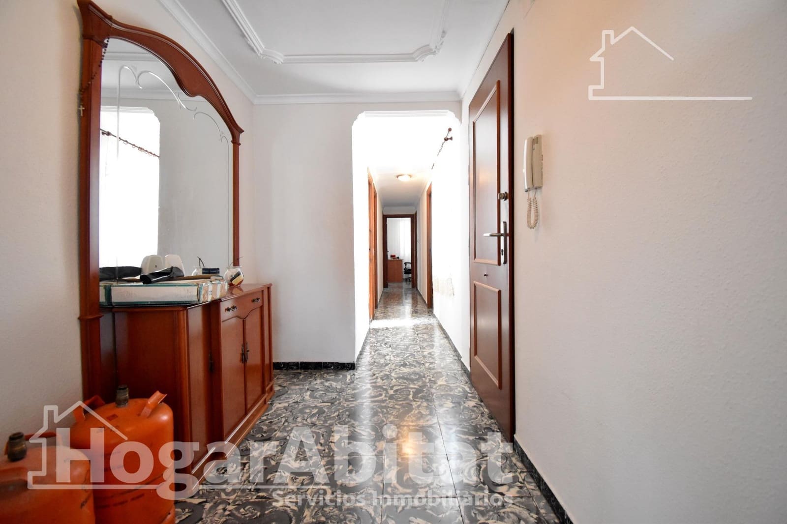 4 bedroom Penthouse for sale in Oliva - € 106,000 (Ref: 9721753)