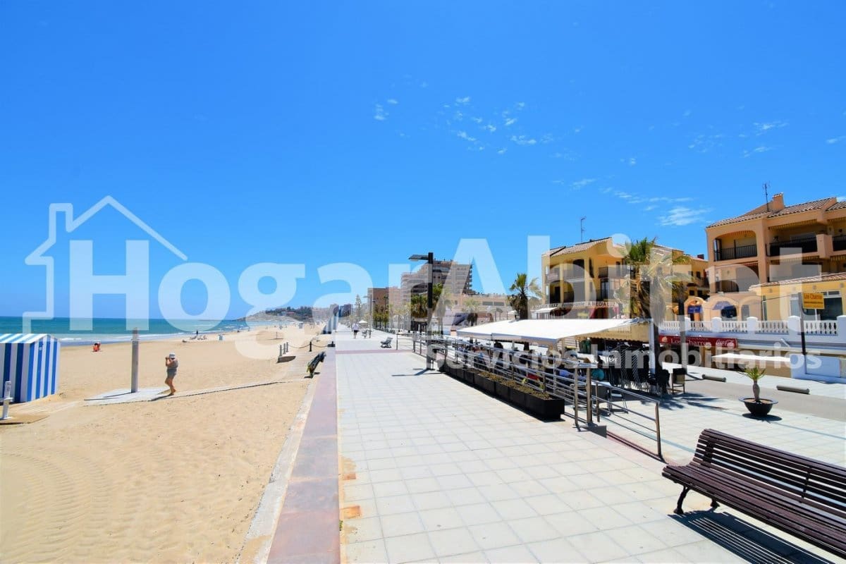 3 Zimmer Reihenhaus zu verkaufen in Oropesa  mit Garage - 175.000 € (Ref: 9721754)