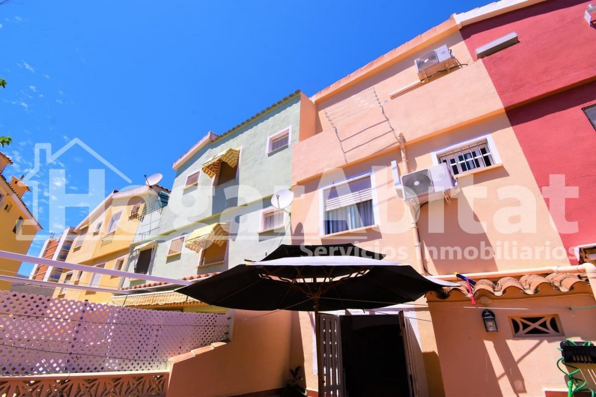 3 Zimmer Reihenhaus zu verkaufen in Oropesa  mit Garage - 175.000 € (Ref: 9721754)