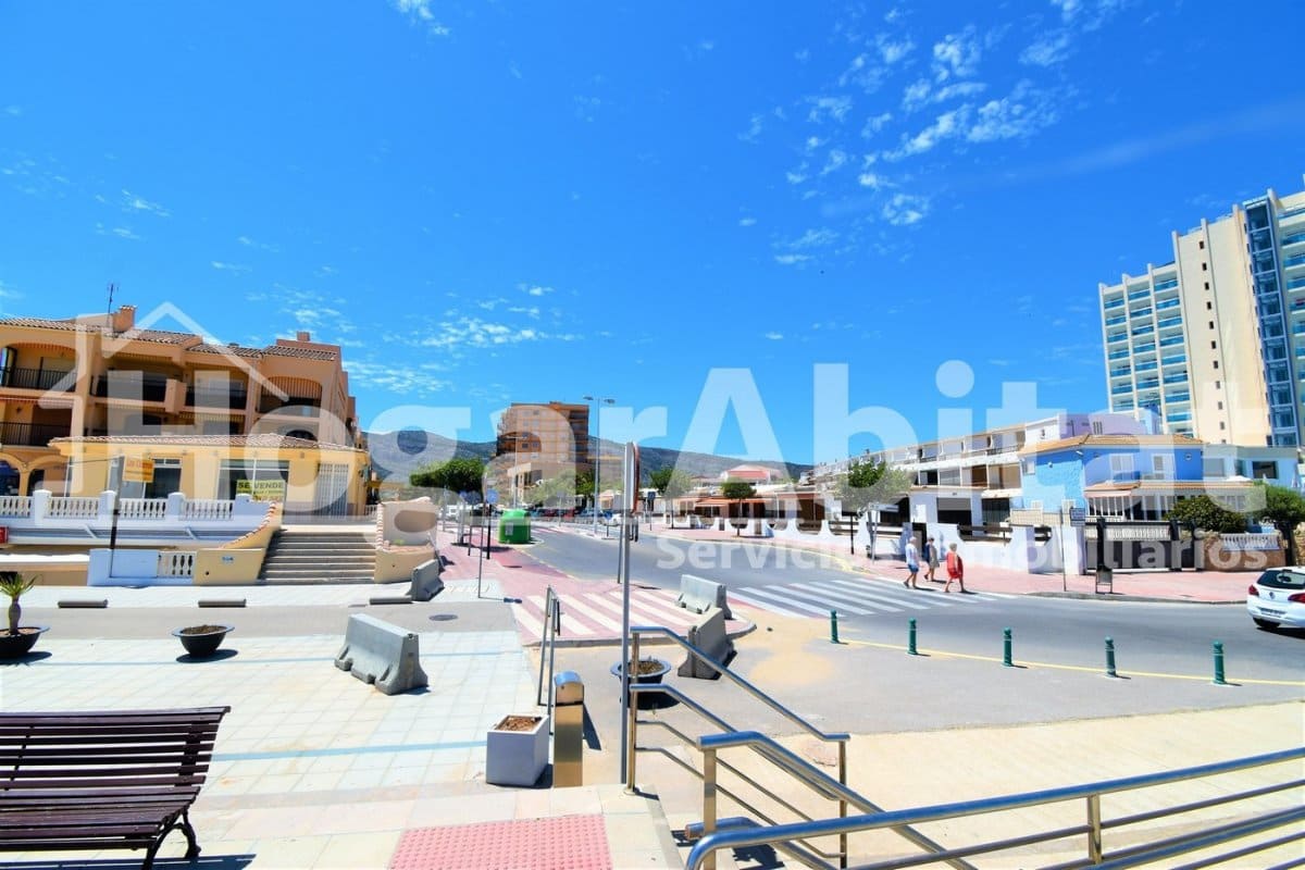 3 Zimmer Reihenhaus zu verkaufen in Oropesa  mit Garage - 175.000 € (Ref: 9721754)