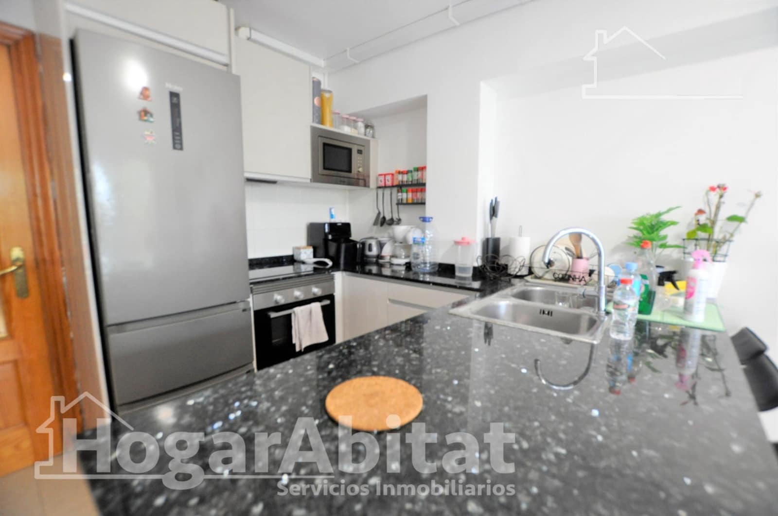 3 bedroom Flat for sale in Valencia city - € 350,000 (Ref: 9721756)