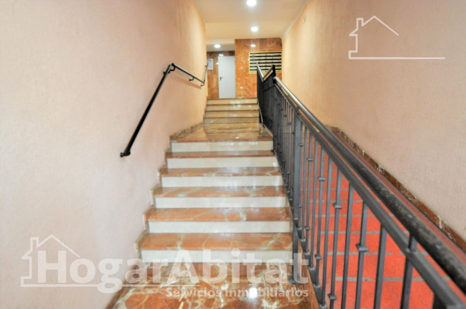 3 bedroom Flat for sale in Valencia city - € 350,000 (Ref: 9721756)